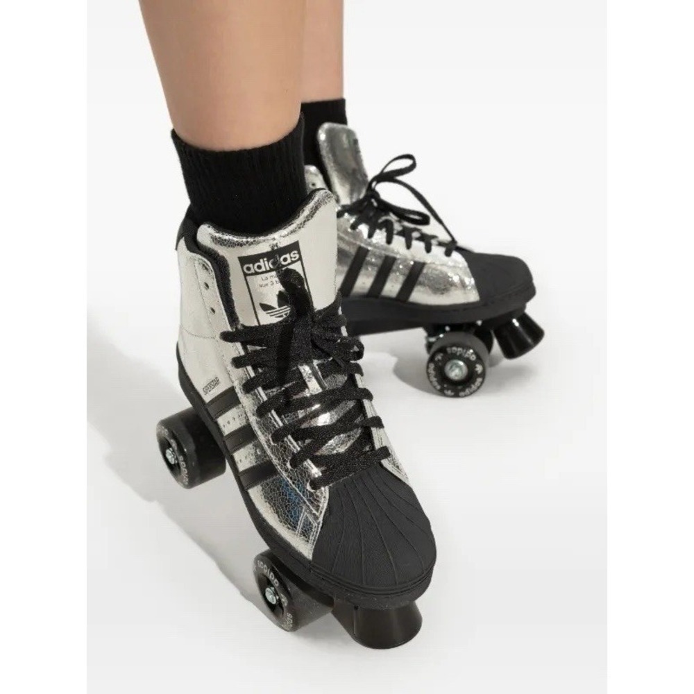 Adidas Superstar 82 Women's Size 6.5 Silver Metallic/Black Roller Skate JH5522 - Picture 6 of 7
